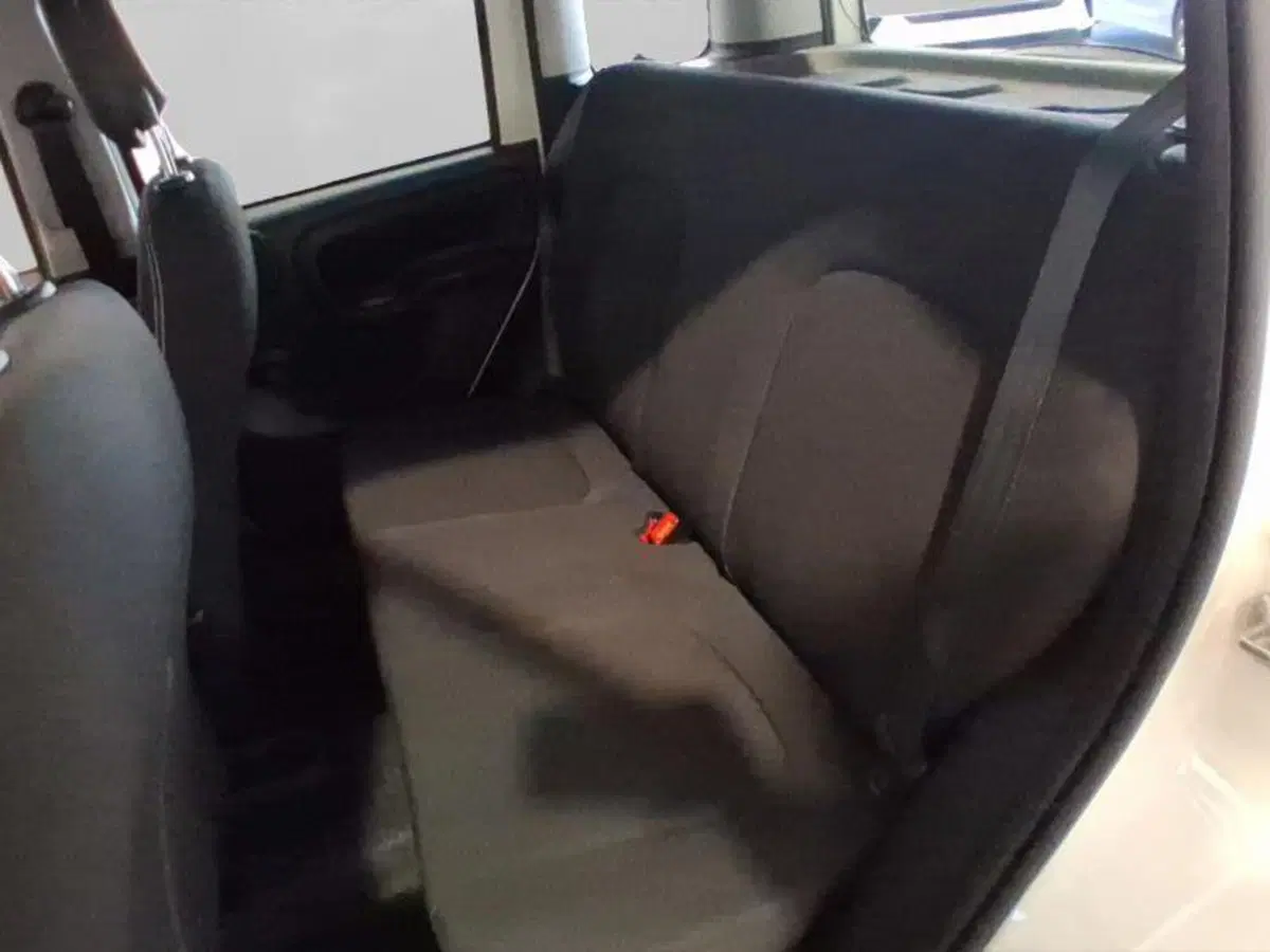 Fiat Panda Cross usata a Genova (10)