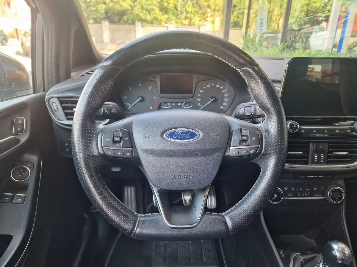 Ford Fiesta usata a Milano (10)