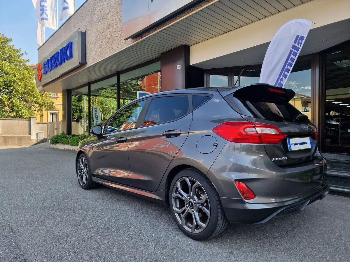 Ford Fiesta usata a Milano (4)