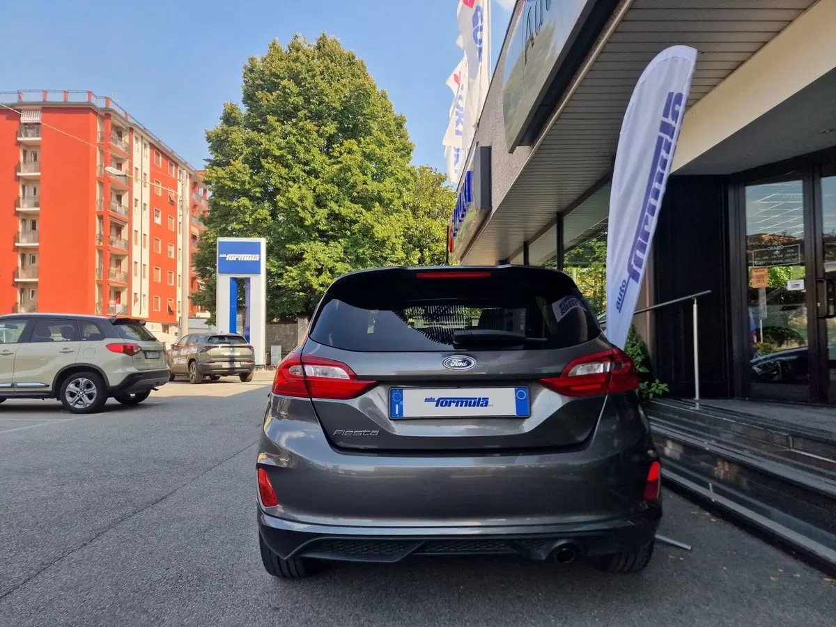 Ford Fiesta usata a Milano (5)