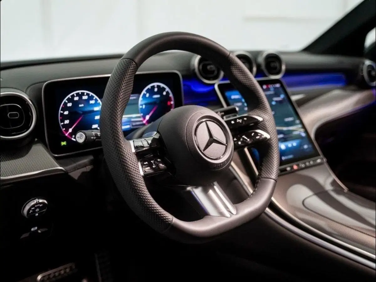 Mercedes-Benz GLC Coupé nuova a Ancona (14)