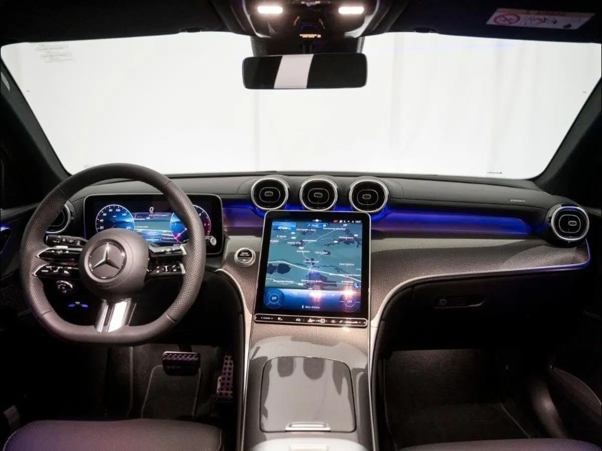 Mercedes-Benz GLC Coupé nuova a Ancona (17)