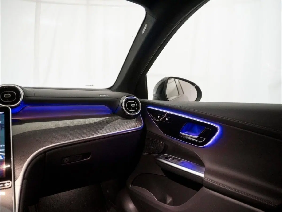 Mercedes-Benz GLC Coupé nuova a Ancona (19)
