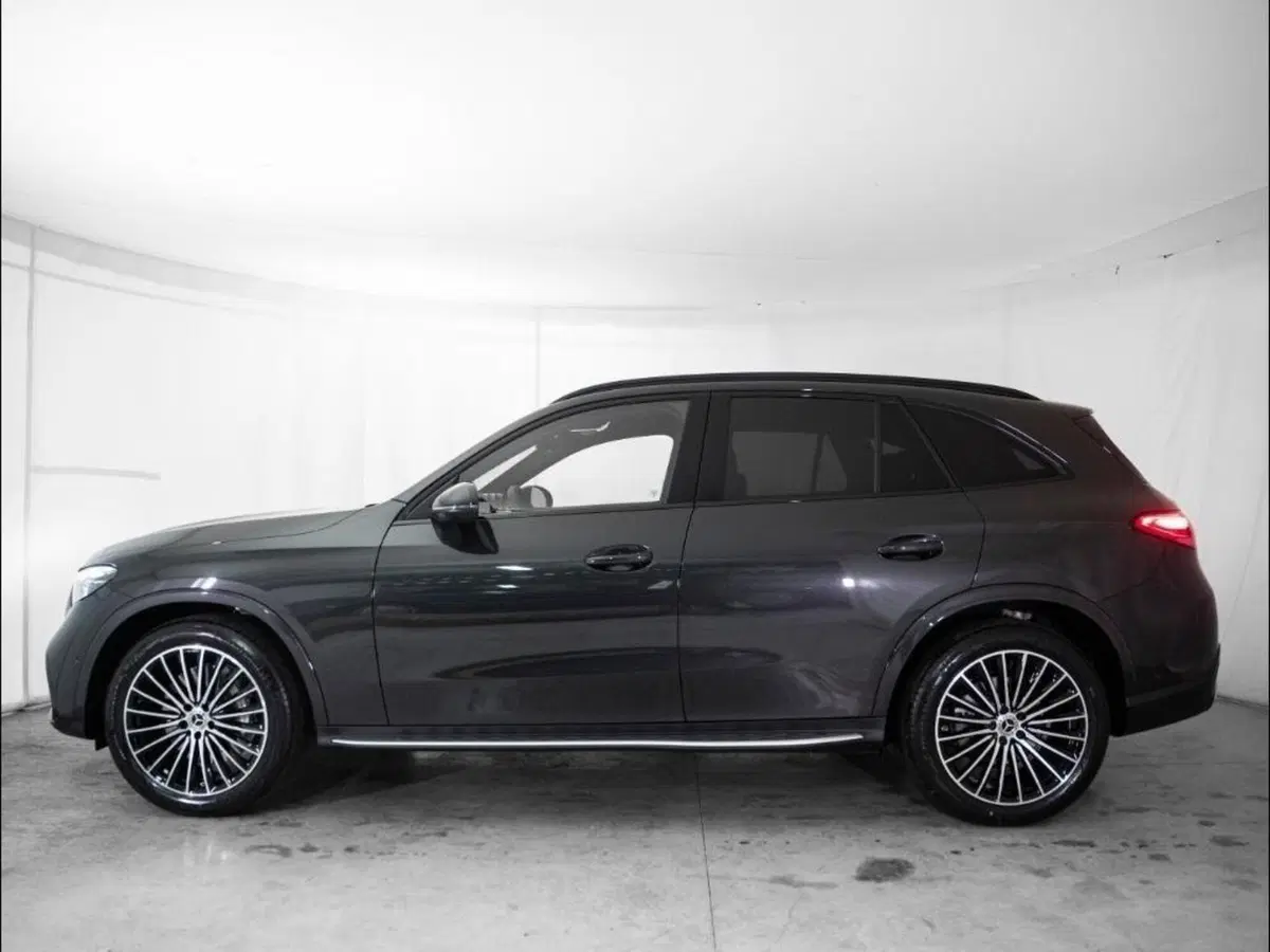 Mercedes-Benz GLC Coupé nuova a Ancona (2)