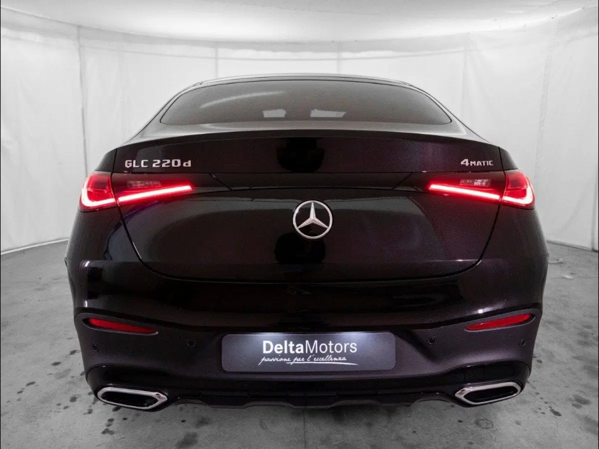 Mercedes-Benz GLC Coupé nuova a Macerata (3)