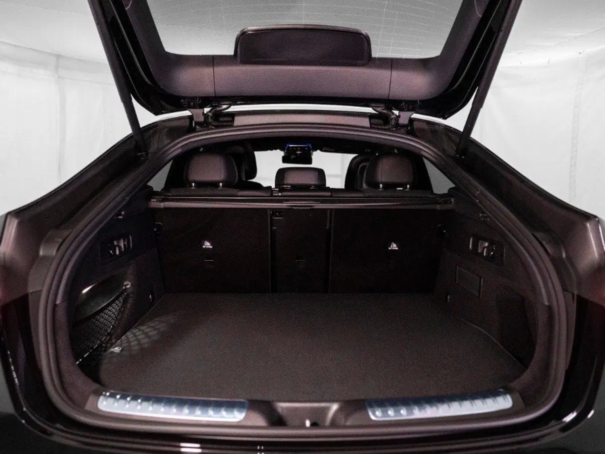 Mercedes-Benz GLC Coupé nuova a Macerata (10)