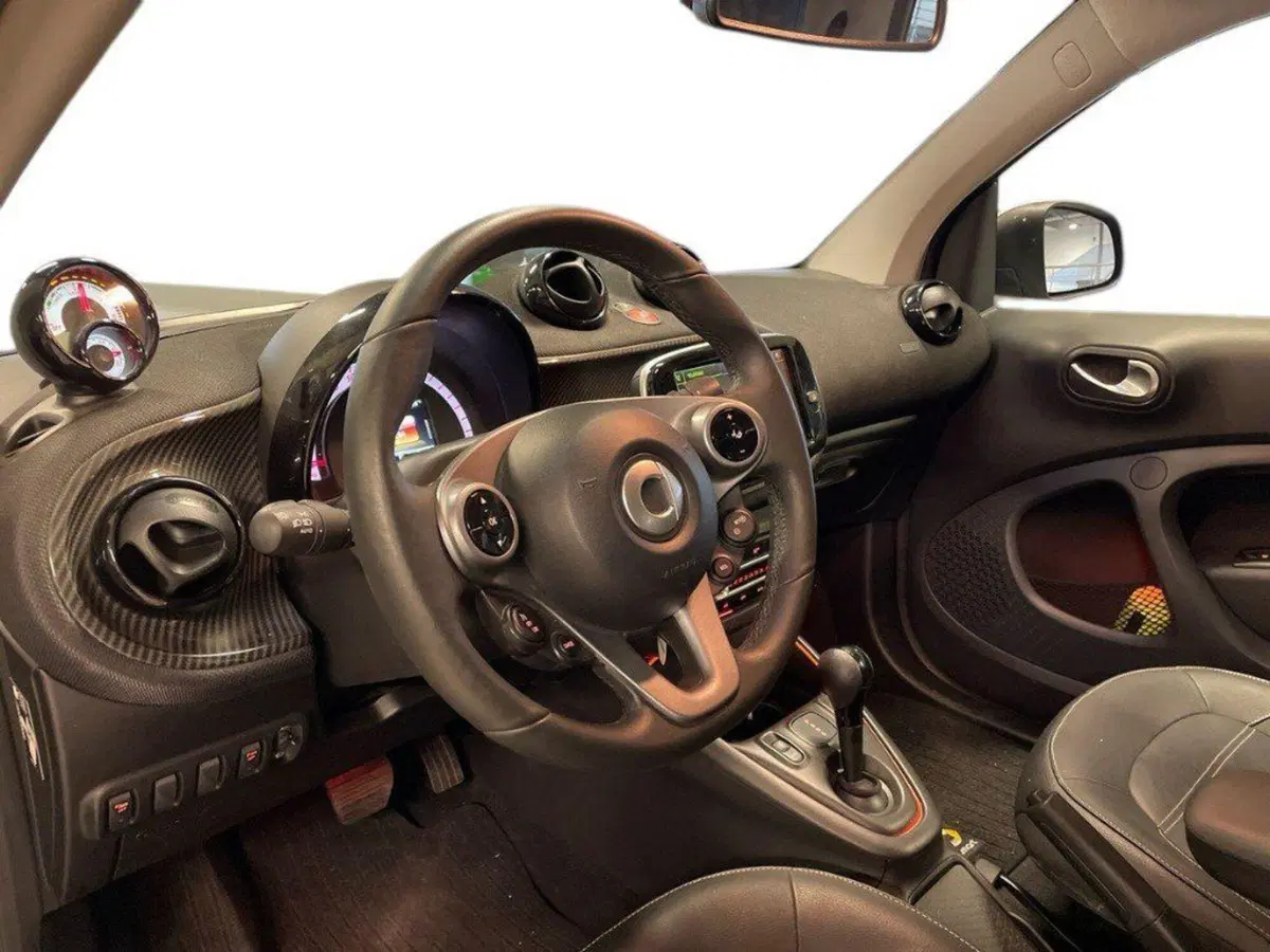 smart Fortwo usata a Ancona (16)