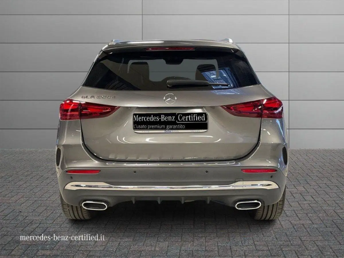 Mercedes-Benz GLA SUV usata a Ancona (4)