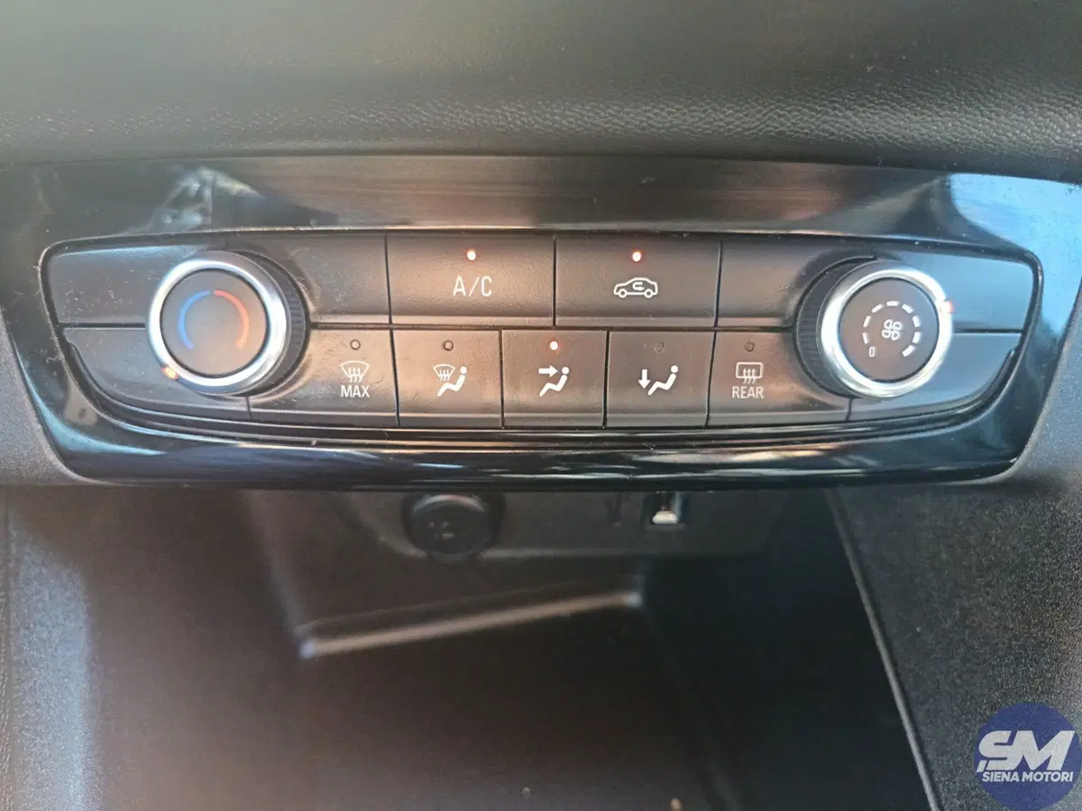 Opel Corsa usata a Siena (12)