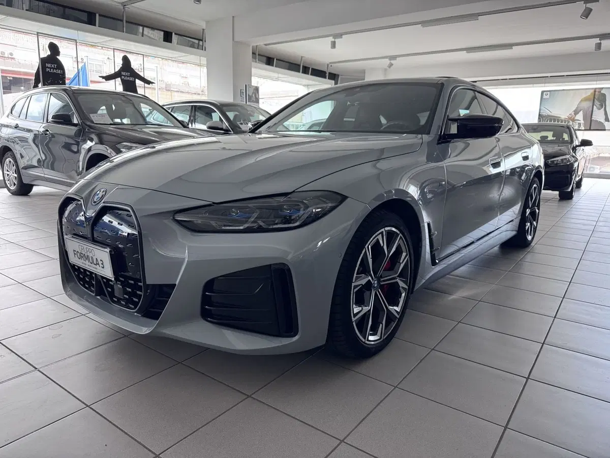 BMW i4 usata a Messina