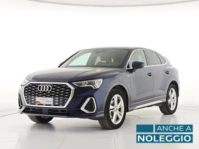 Audi Q3 Sportback 35 2.0 tdi S line edition s-tronic del 2025 usata a Alessandria