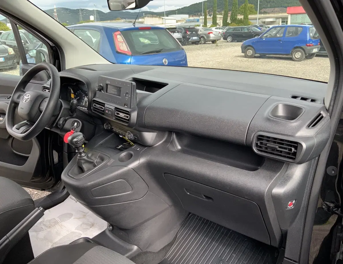 Toyota Proace City Verso usata a Perugia (6)