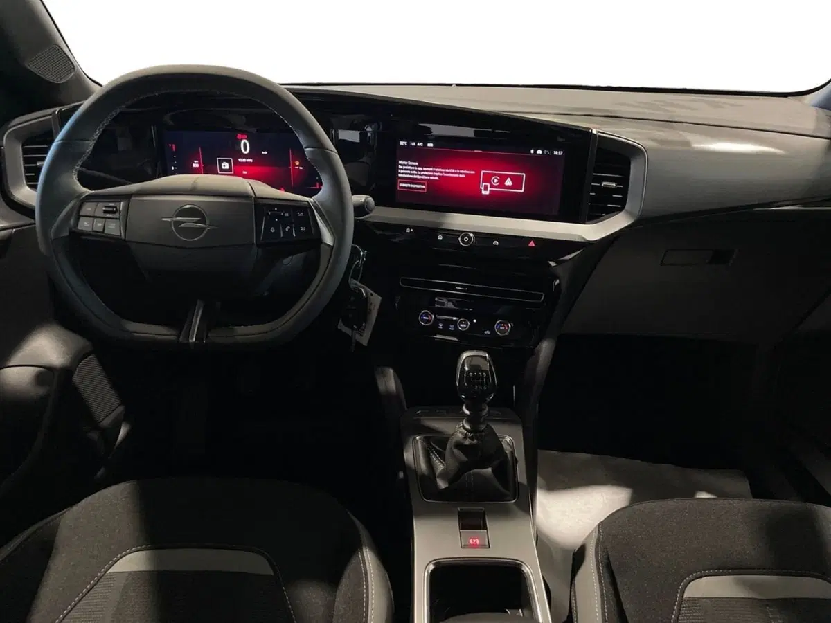Opel Mokka nuova a Salerno (10)