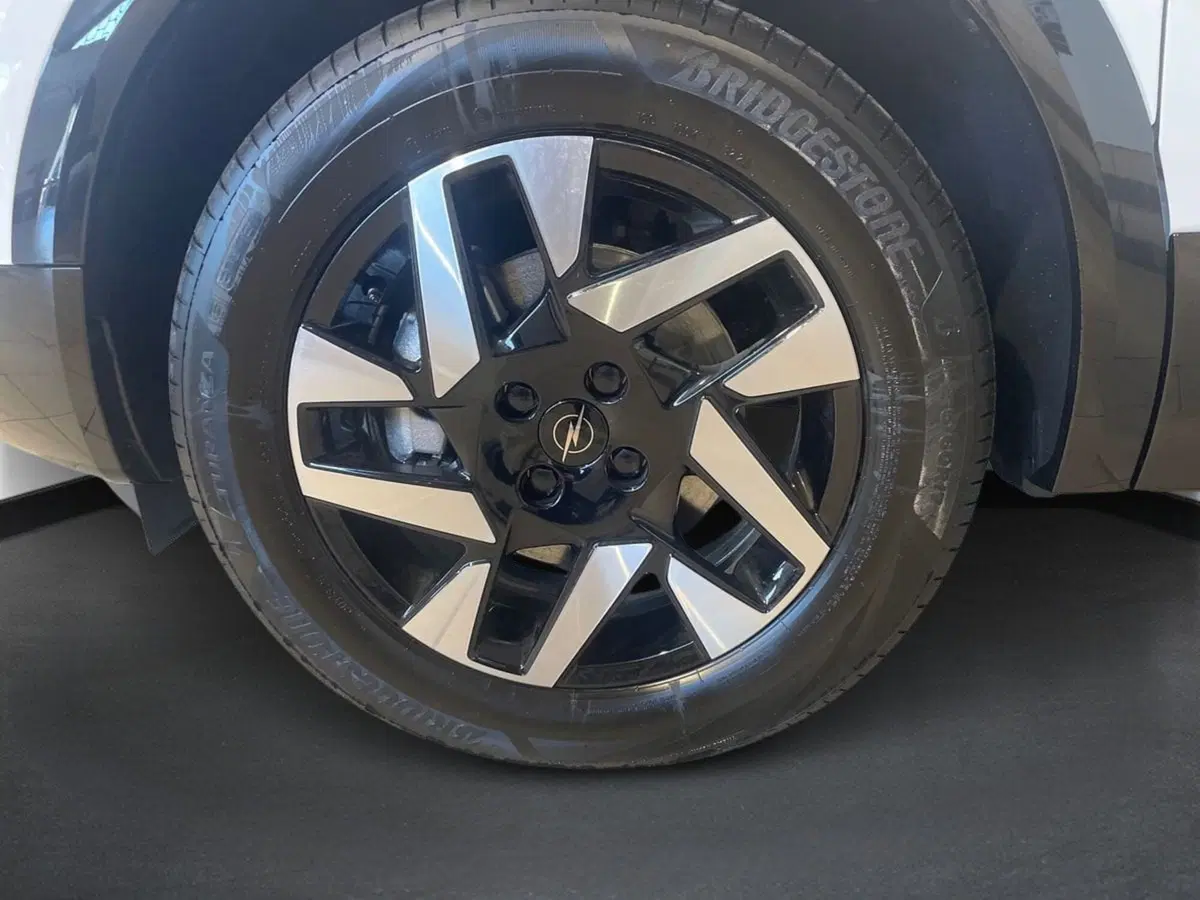 Opel Mokka nuova a Salerno (7)