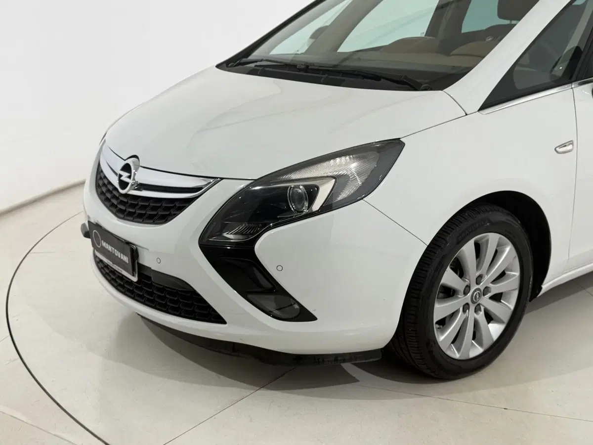 Opel Zafira Tourer usata a Perugia (3)