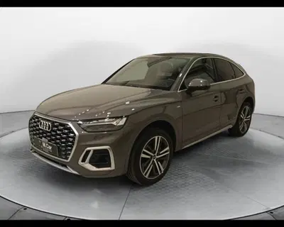 Audi Q5 Sportback Sportback 40 2.0 tdi mhev 12V quattro s-tronic del 2024 usata a Teverola