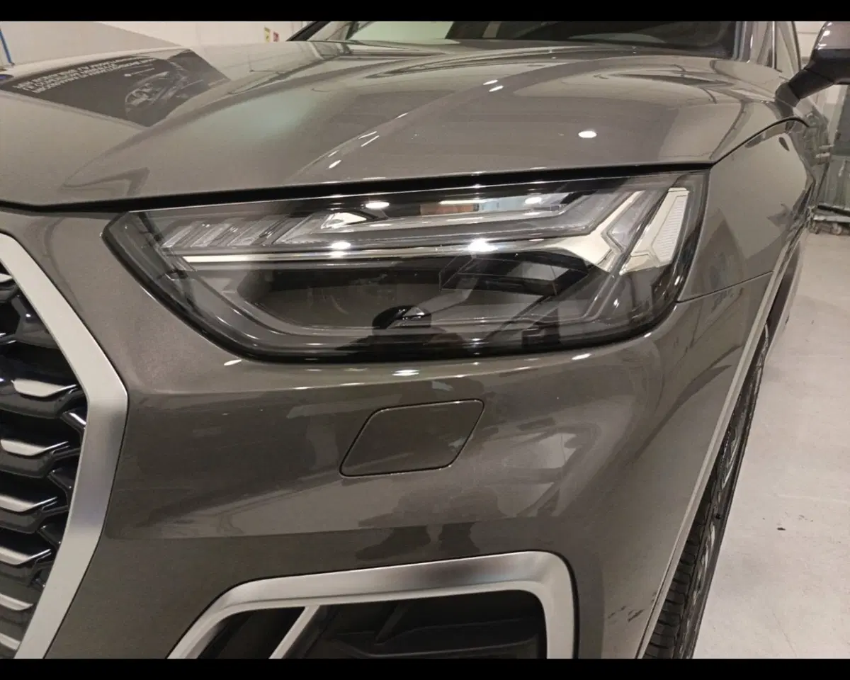 Audi Q5 Sportback usata a Caserta (10)