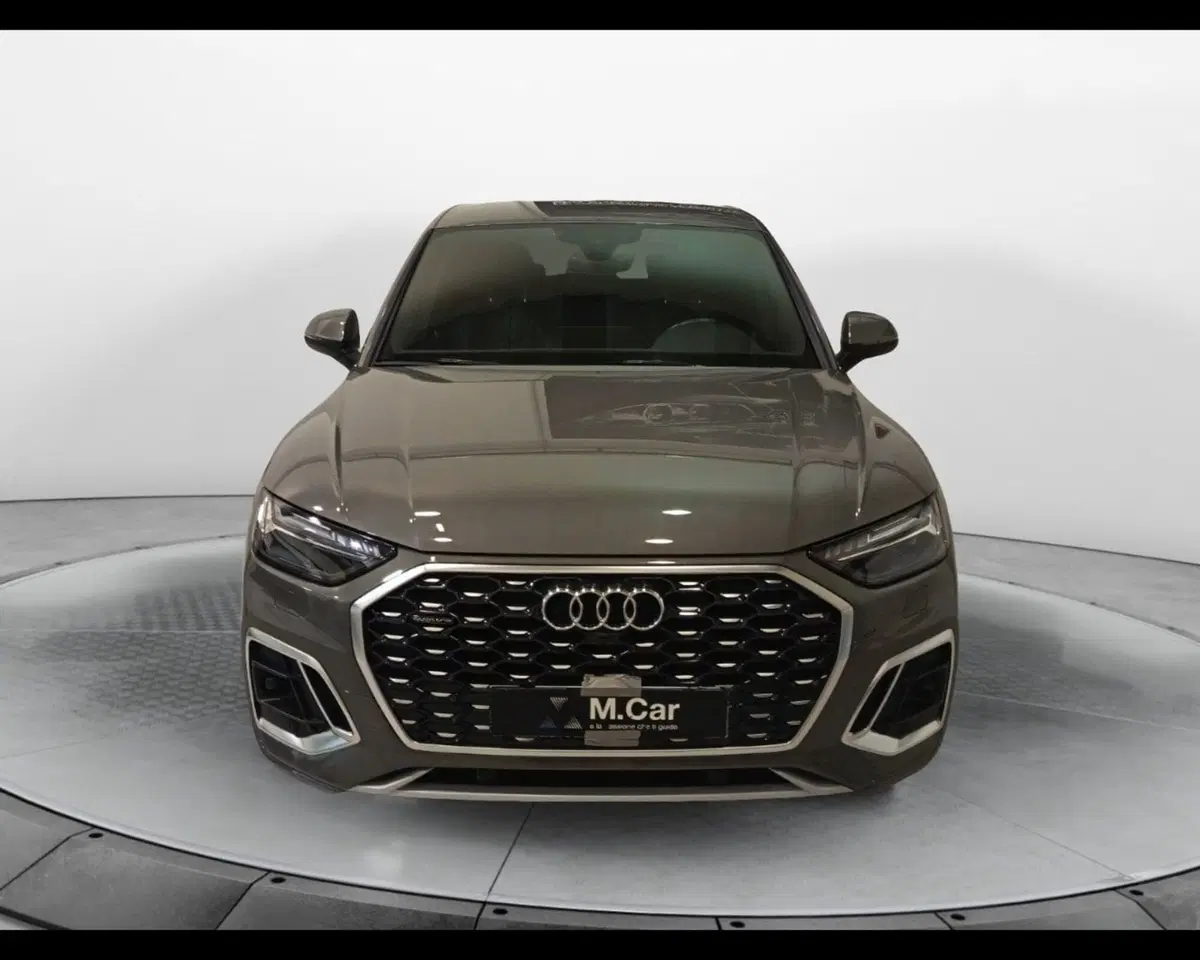 Audi Q5 Sportback usata a Caserta (2)