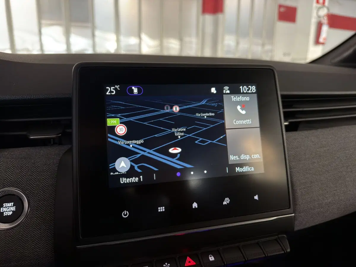 Renault Clio usata a Milano (11)