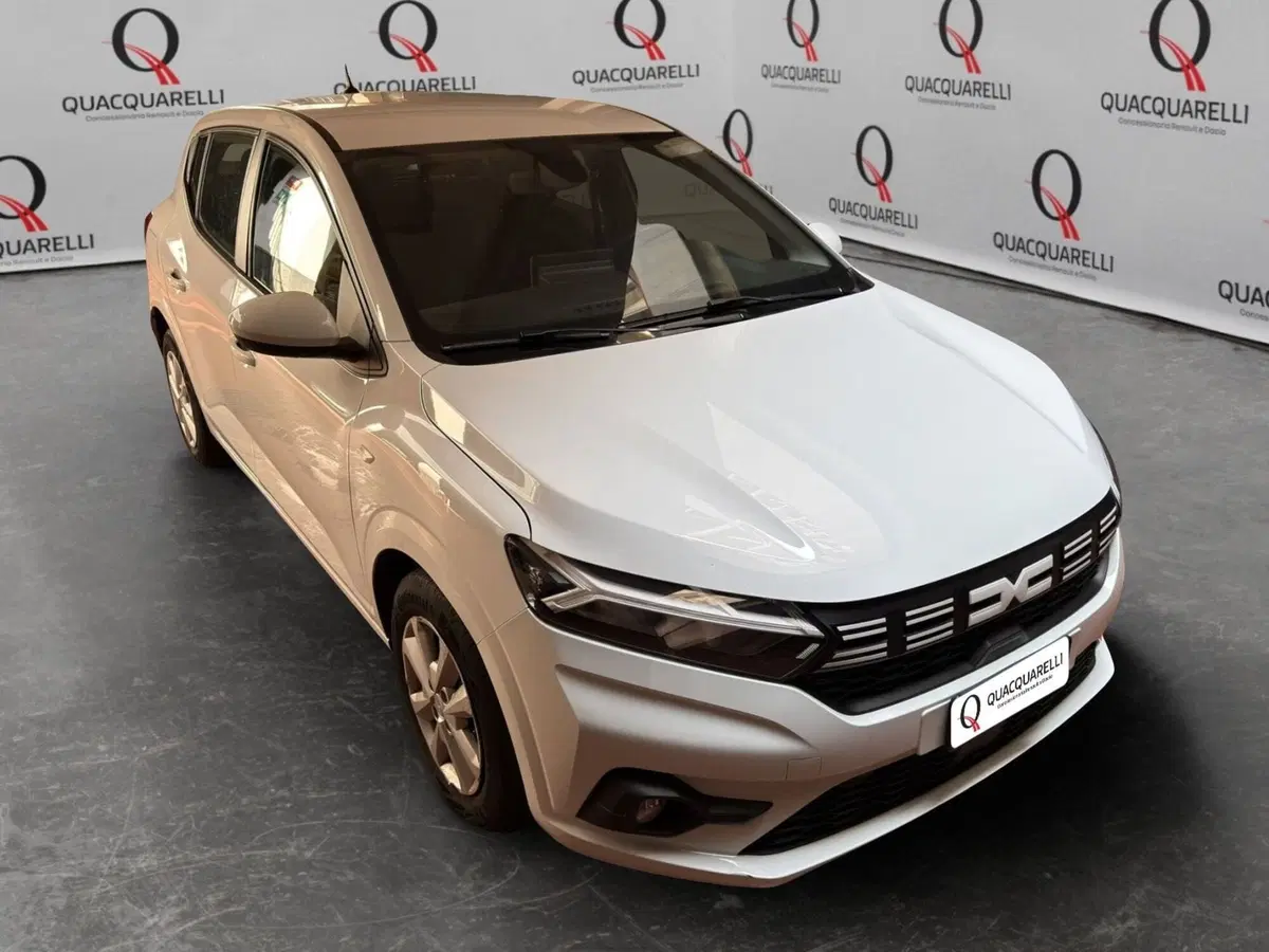 Dacia Sandero usata a Milano (3)