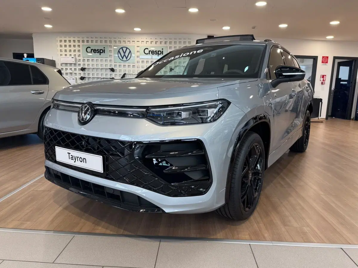 Volkswagen Tayron nuova a Varese