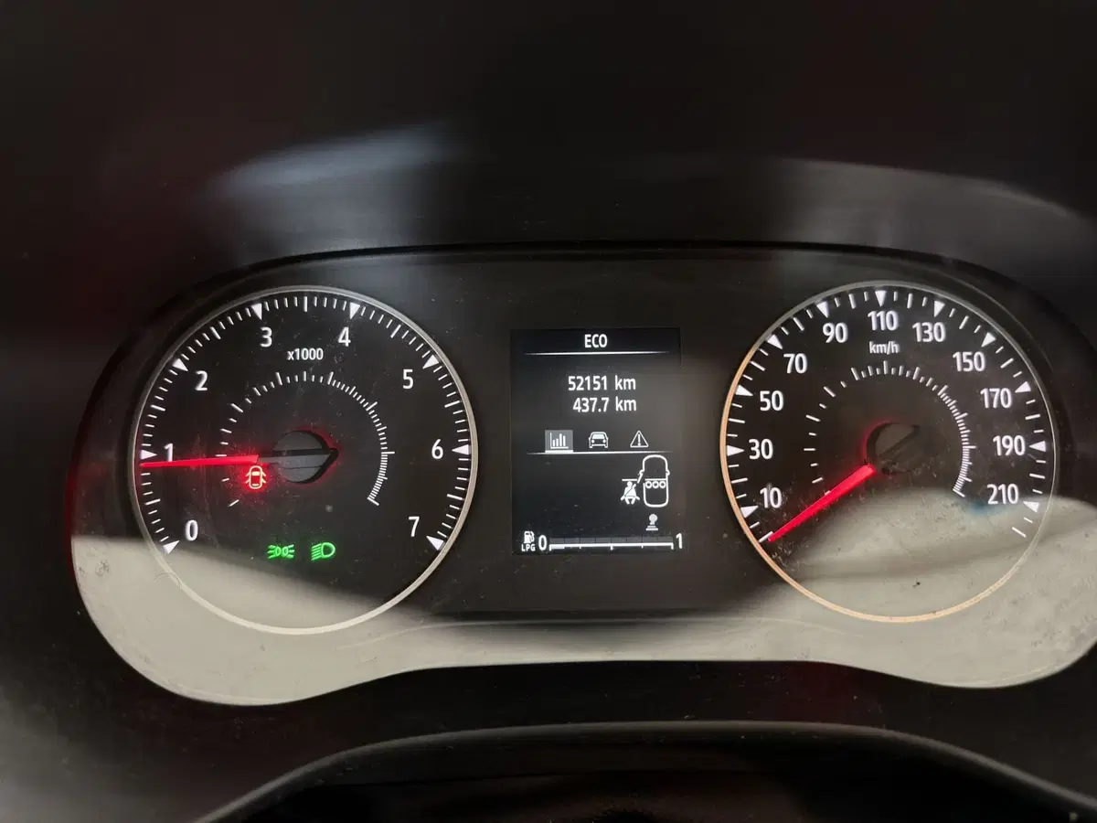 Dacia Sandero usata a Milano (11)