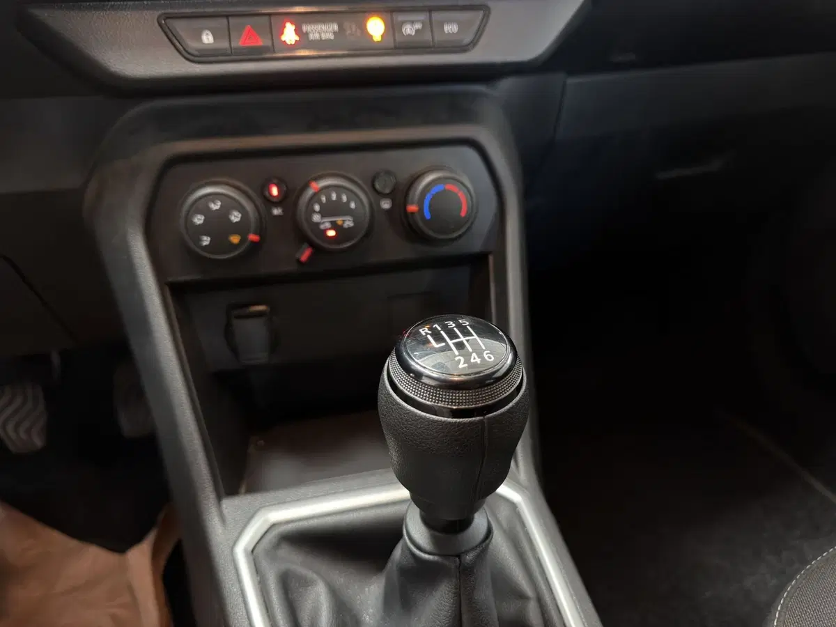 Dacia Sandero usata a Milano (14)