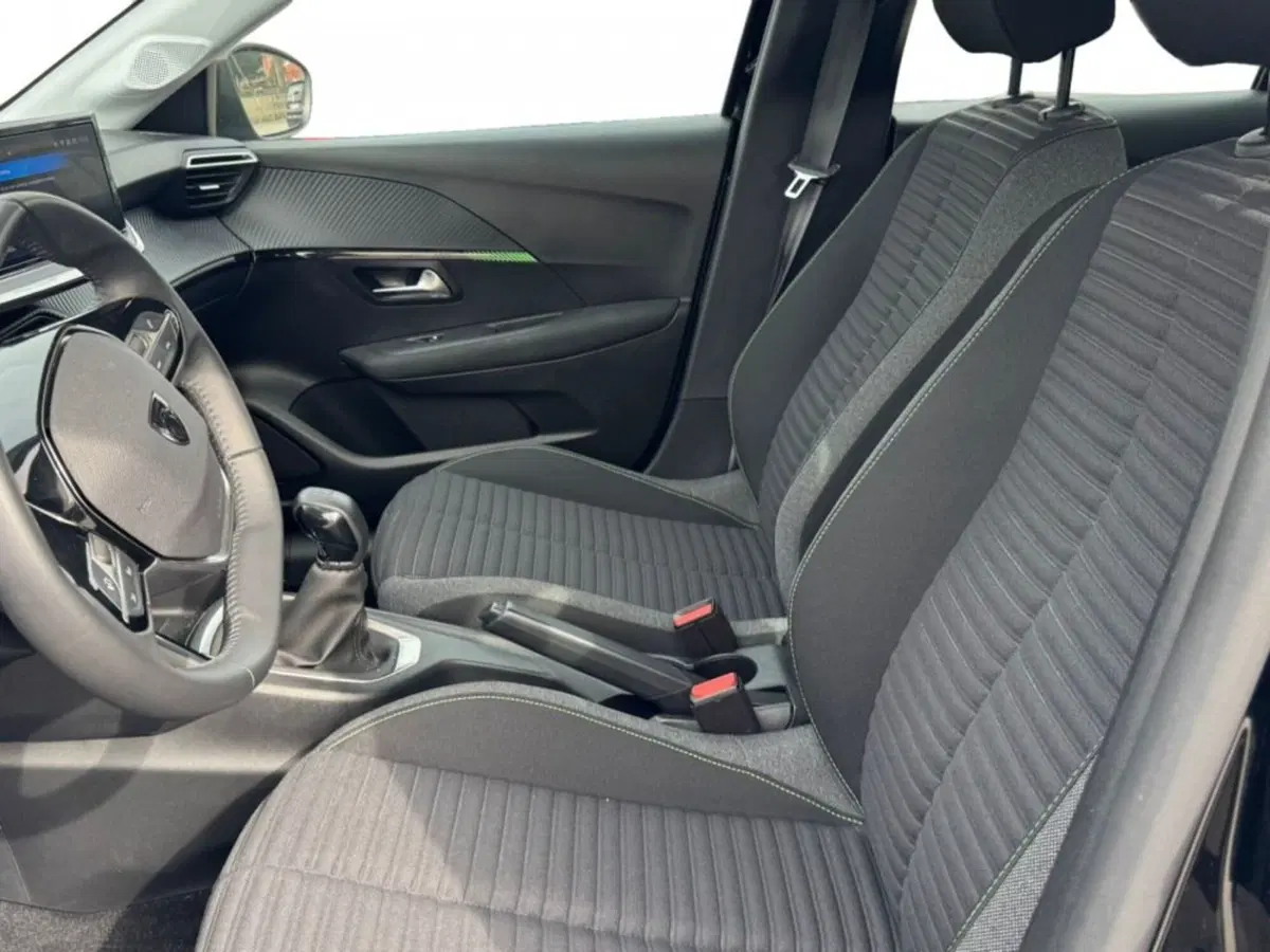 Peugeot 208 usata a Salerno (6)