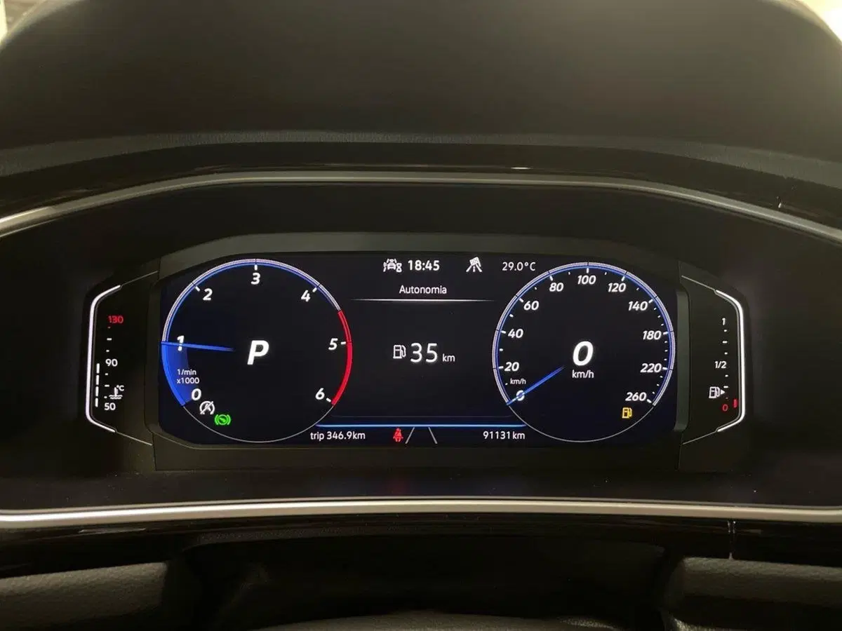 Volkswagen T-Roc usata a Prato (12)