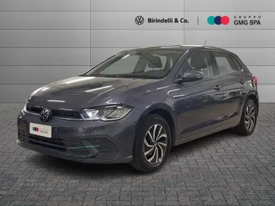 Volkswagen Polo 1.0 tsi Life 95cv dsg del 2022 usata a Prato