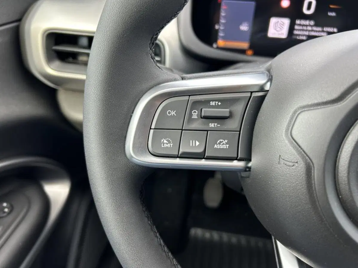 Jeep Avenger nuova a Cuneo (19)
