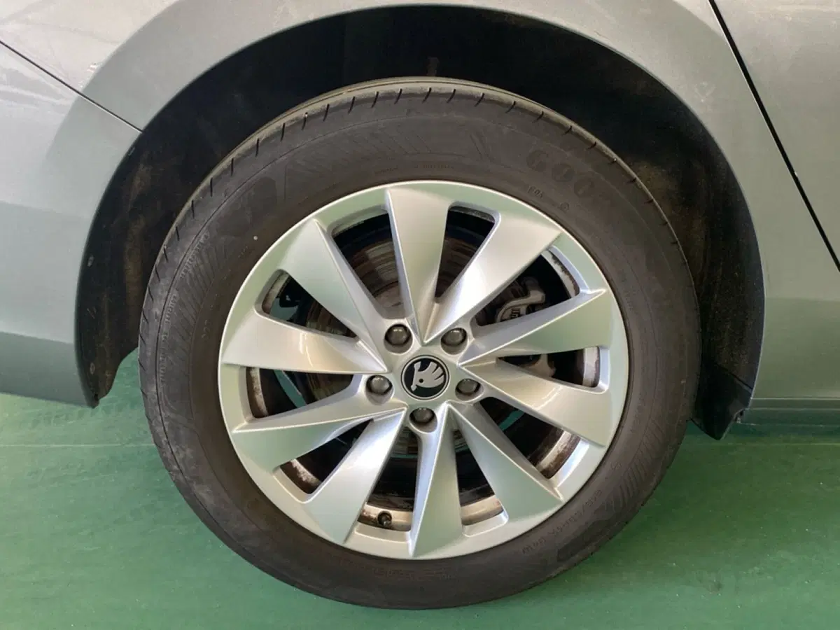 Skoda Superb usata a Catanzaro (8)
