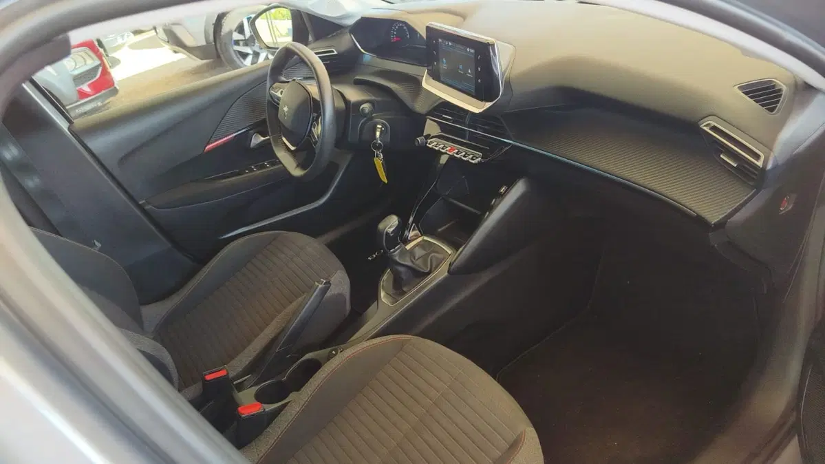 Peugeot 208 usata a Firenze (11)