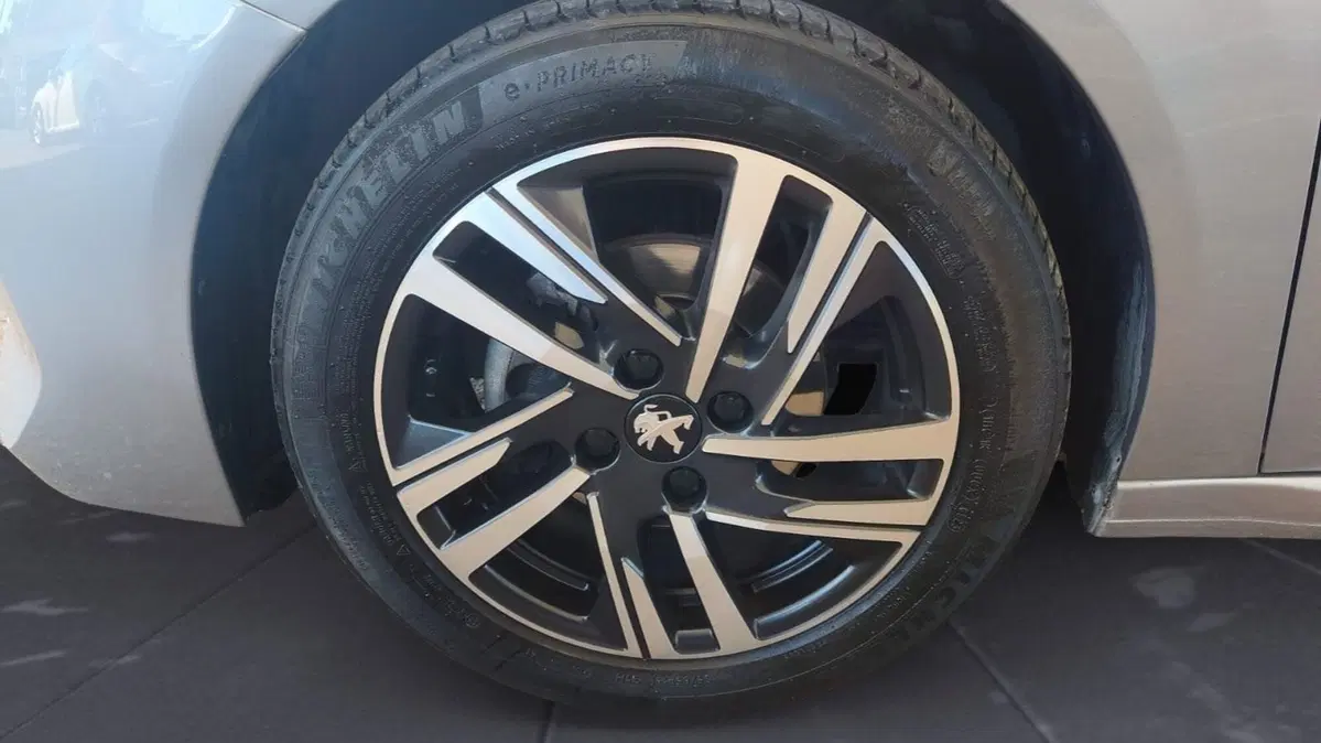 Peugeot 208 usata a Firenze (5)