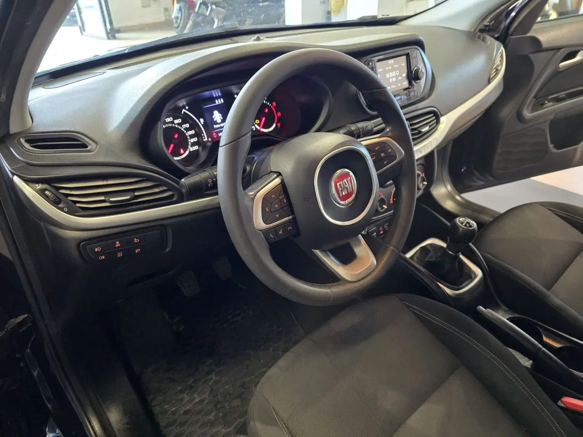 Fiat Tipo usata a Rimini (7)