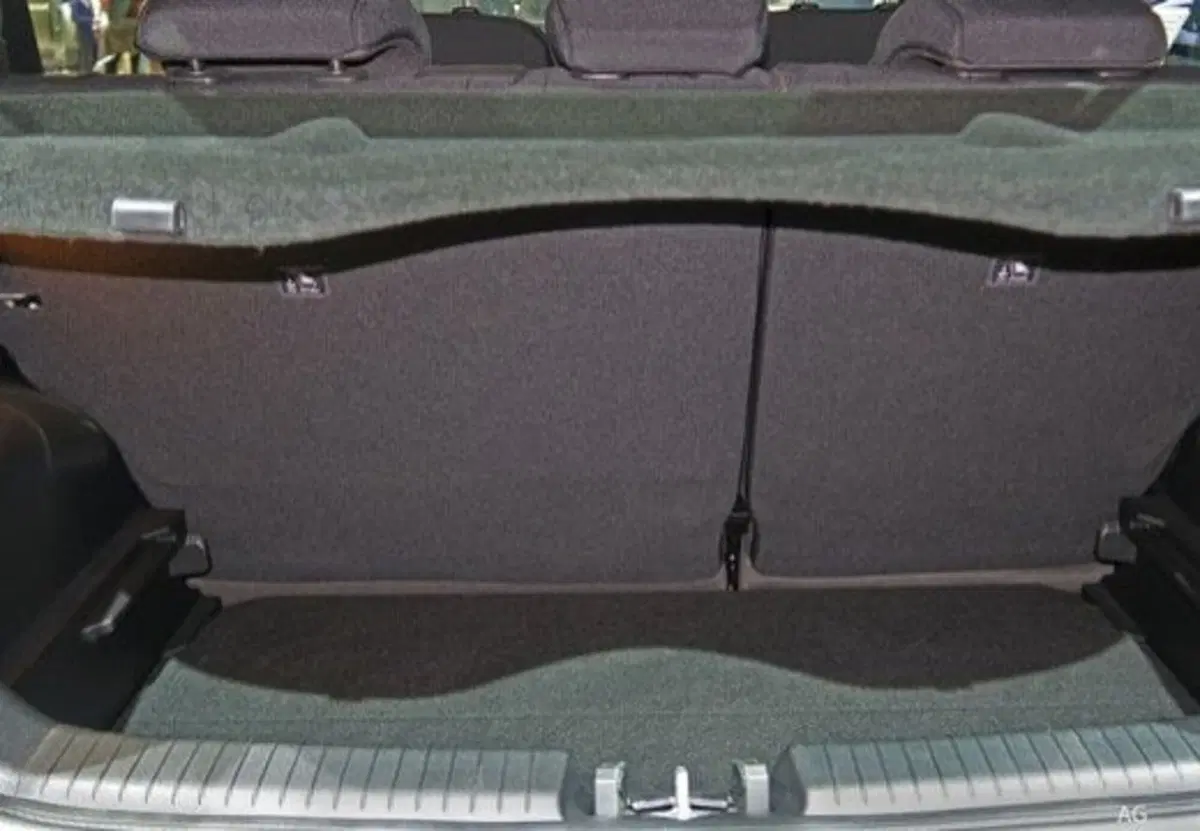 Hyundai i10 usata a Frosinone (11)