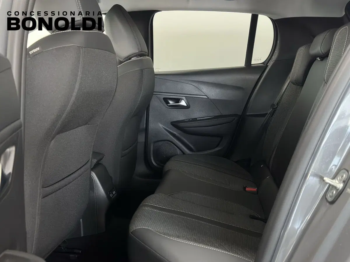 Peugeot 208 usata a Brescia (12)