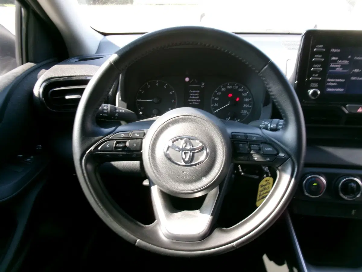 Toyota Yaris usata a Venezia (11)