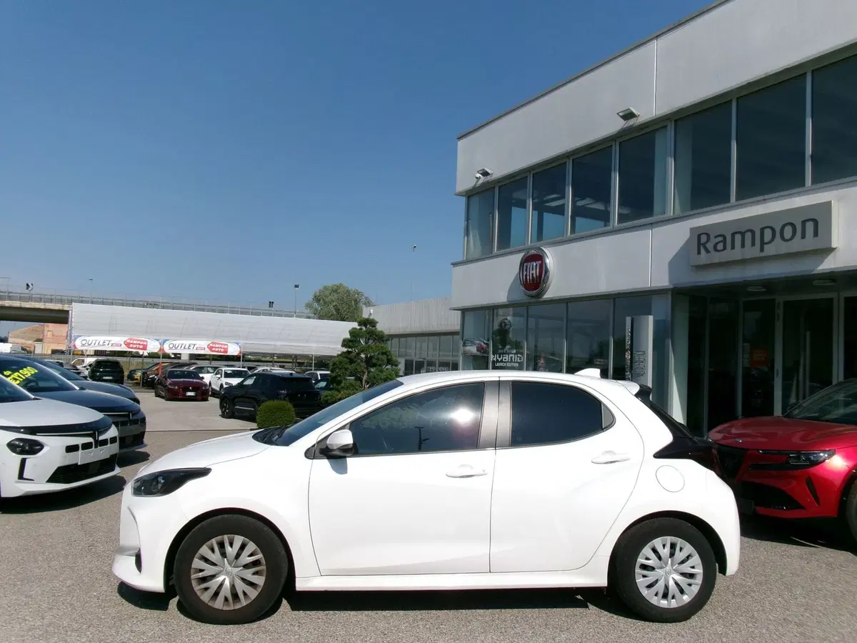 Toyota Yaris usata a Venezia (2)