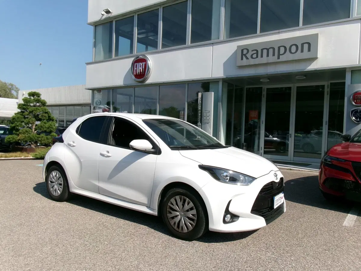Toyota Yaris usata a Venezia (6)