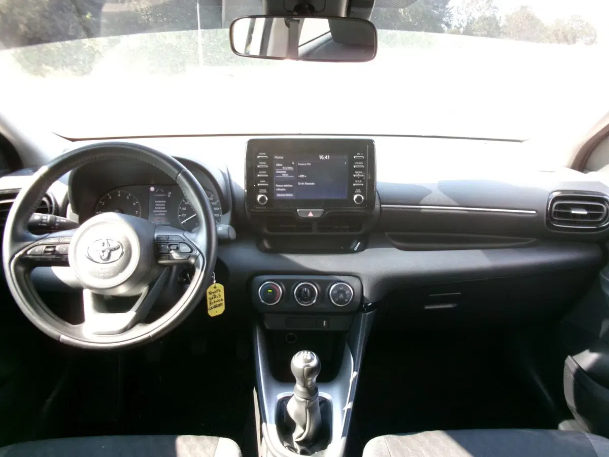 Toyota Yaris usata a Venezia (8)