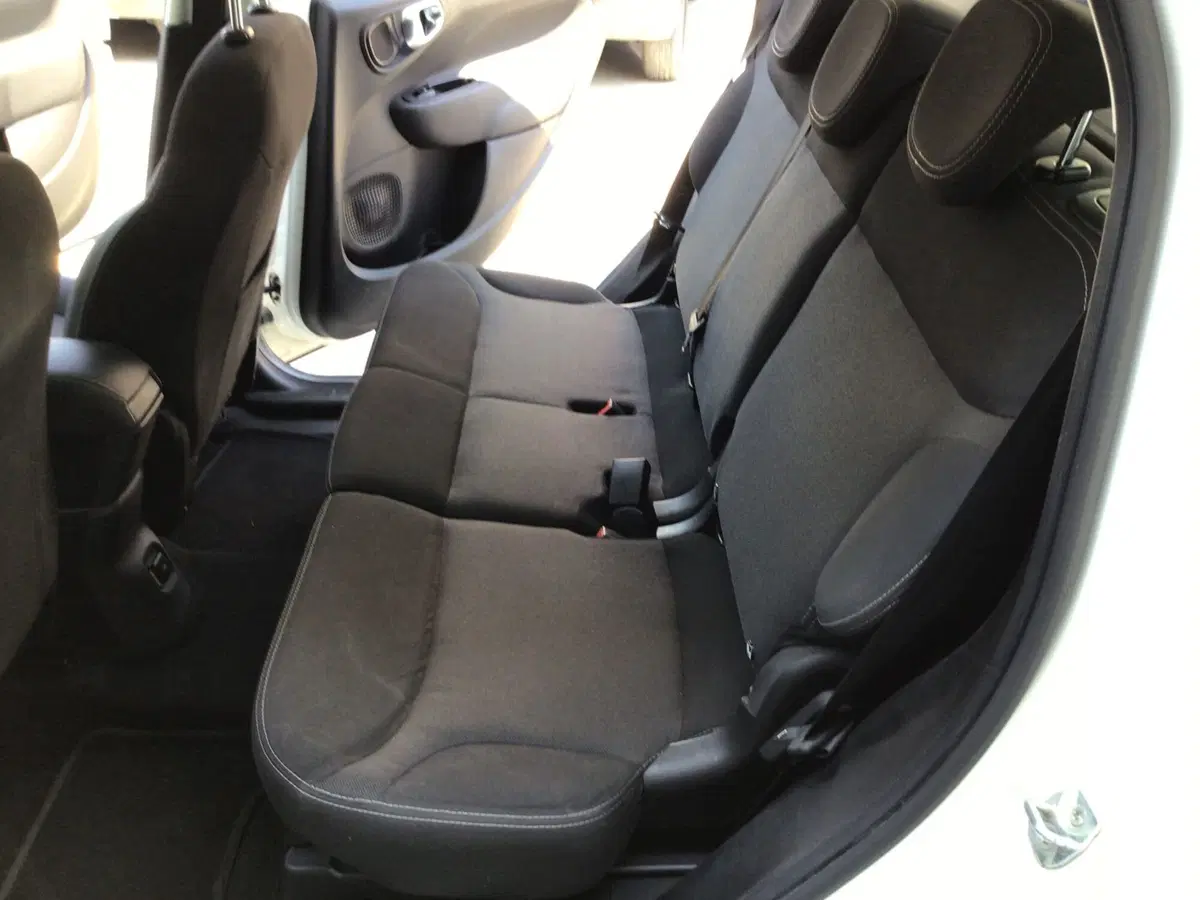 Fiat 500L usata a Genova (12)