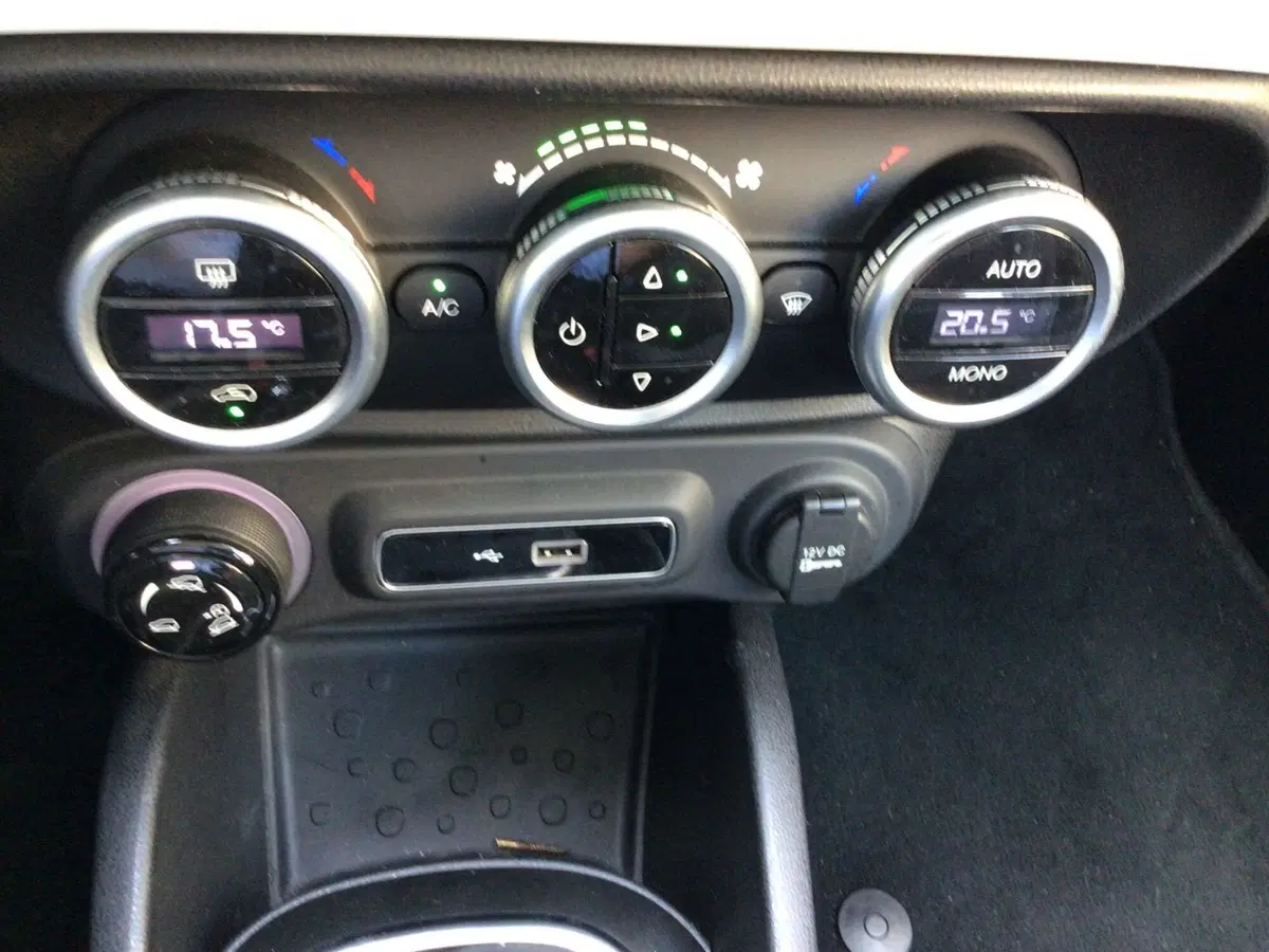 Fiat 500L usata a Genova (19)