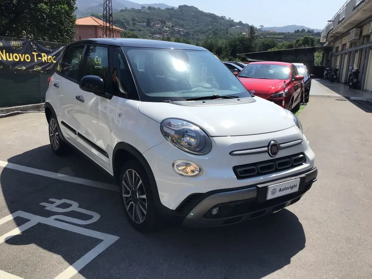 Fiat 500L usata a Genova (3)