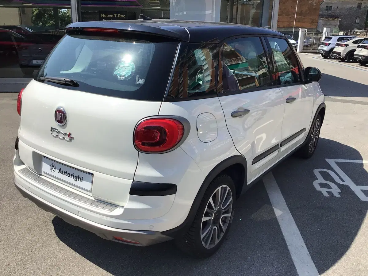 Fiat 500L usata a Genova (5)