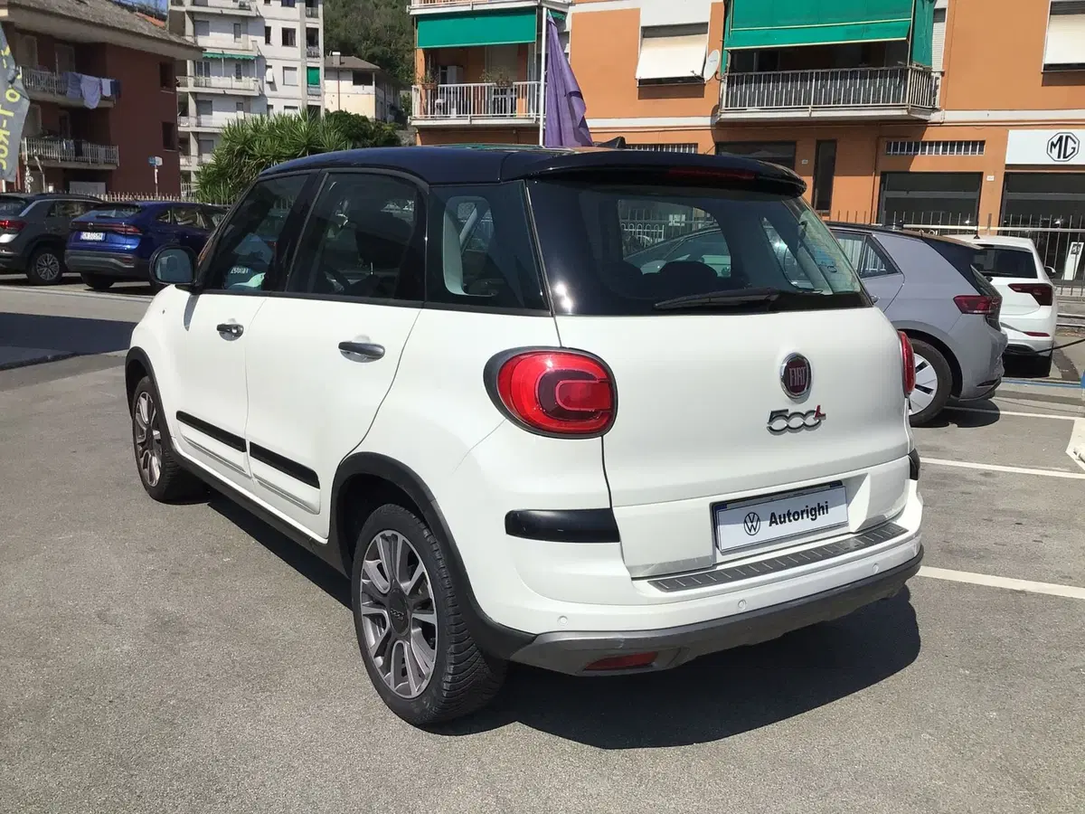 Fiat 500L usata a Genova (7)