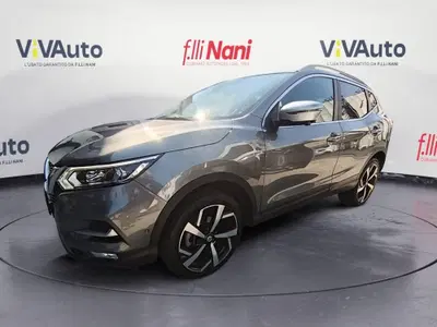 Nissan Qashqai 1.6 dCi 2WD XTronic Tekna del 2018 usata a Massa
