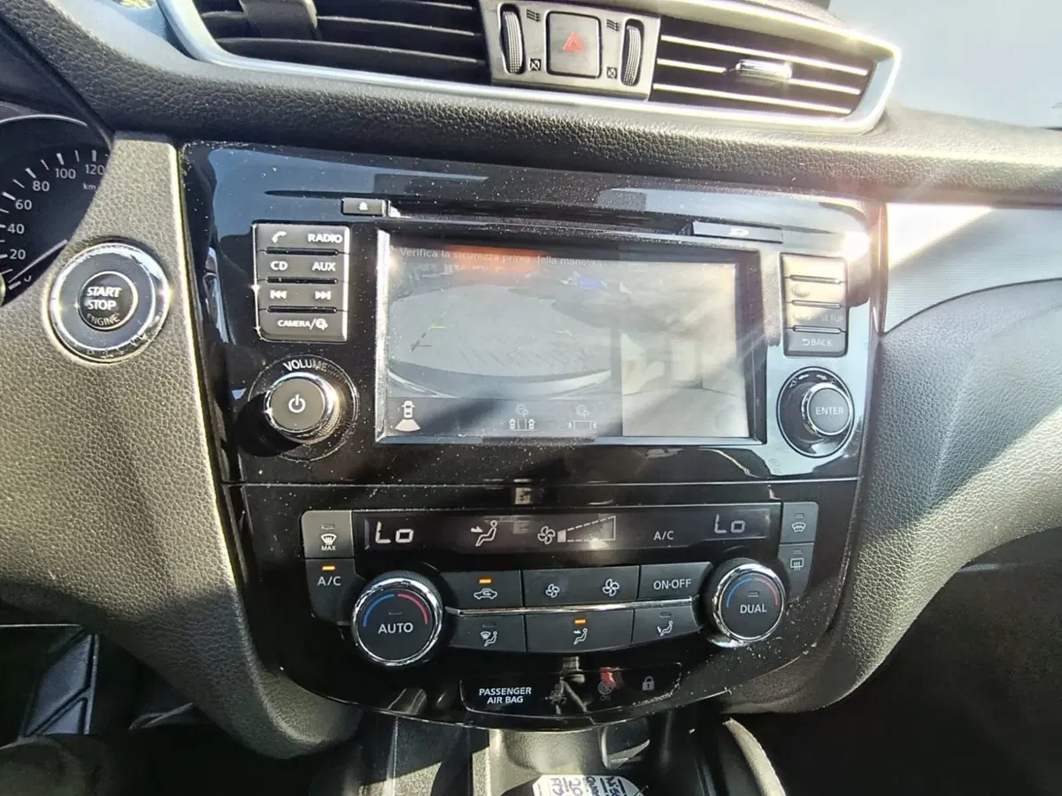 Nissan Qashqai usata a Massa-Carrara (19)