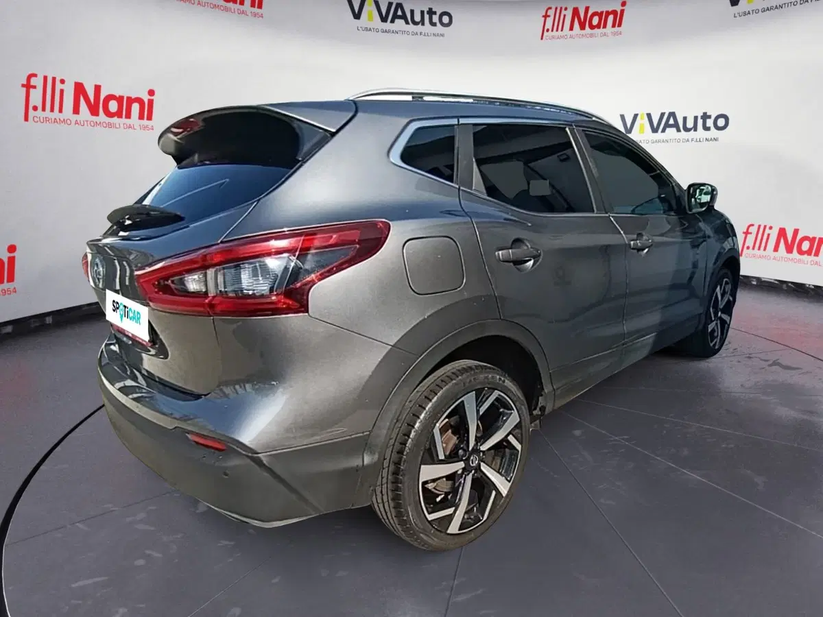 Nissan Qashqai usata a Massa-Carrara (2)