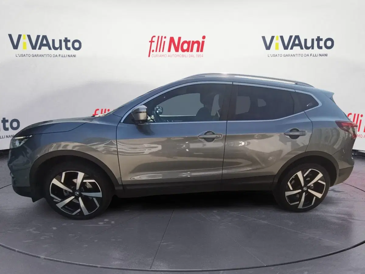 Nissan Qashqai usata a Massa-Carrara (7)